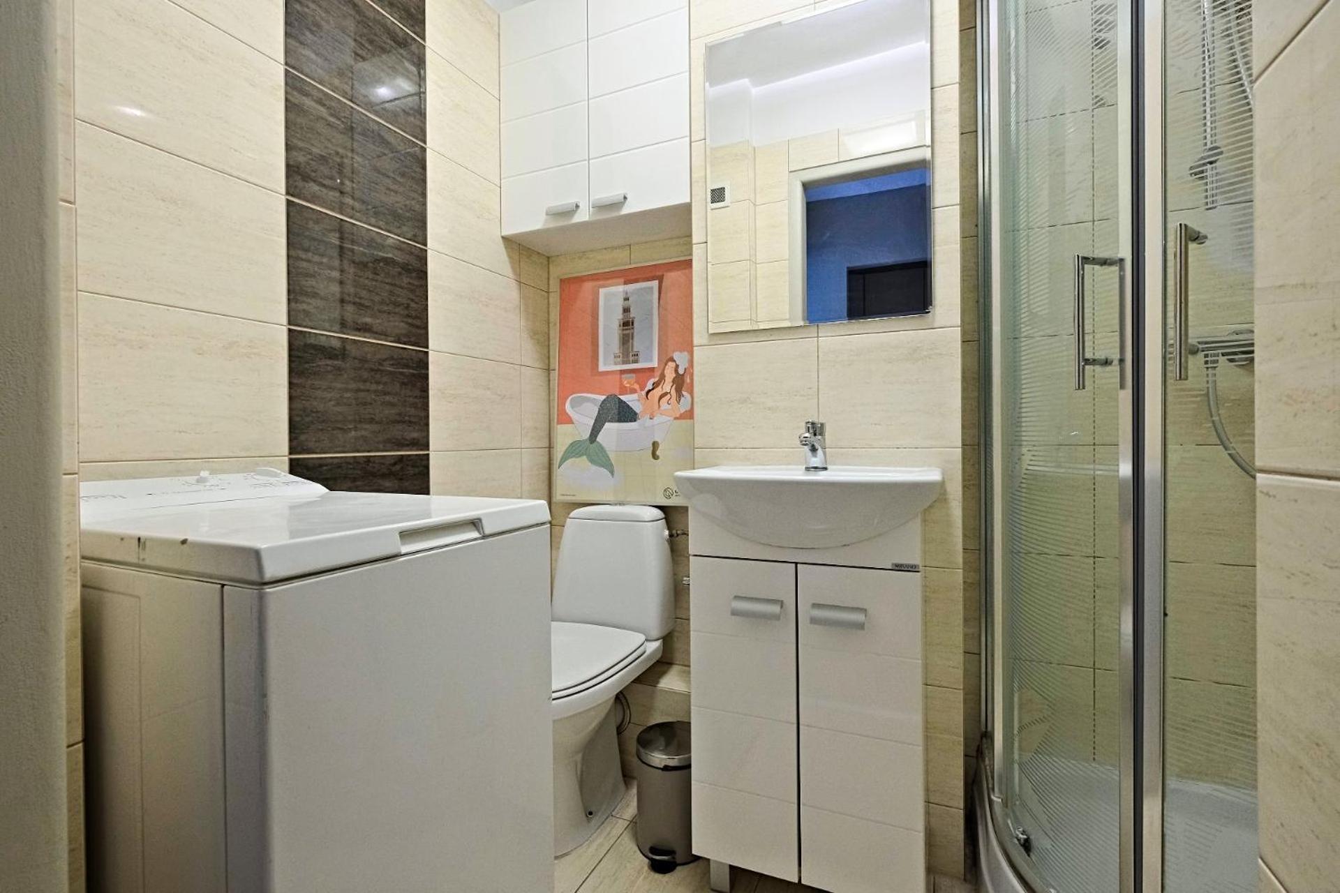 Urbannestgroup - City Center Cozy Studio - Bagno 7 Warsaw Luaran gambar